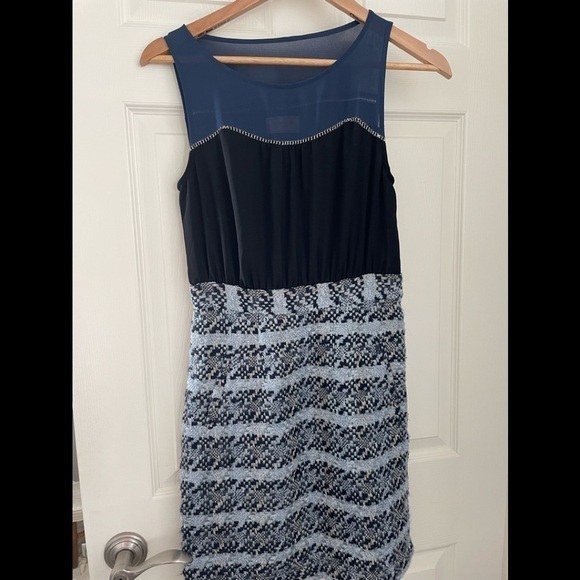 New - Designer shift dress from Saks Fifth Avenue - Picture 1 of 5